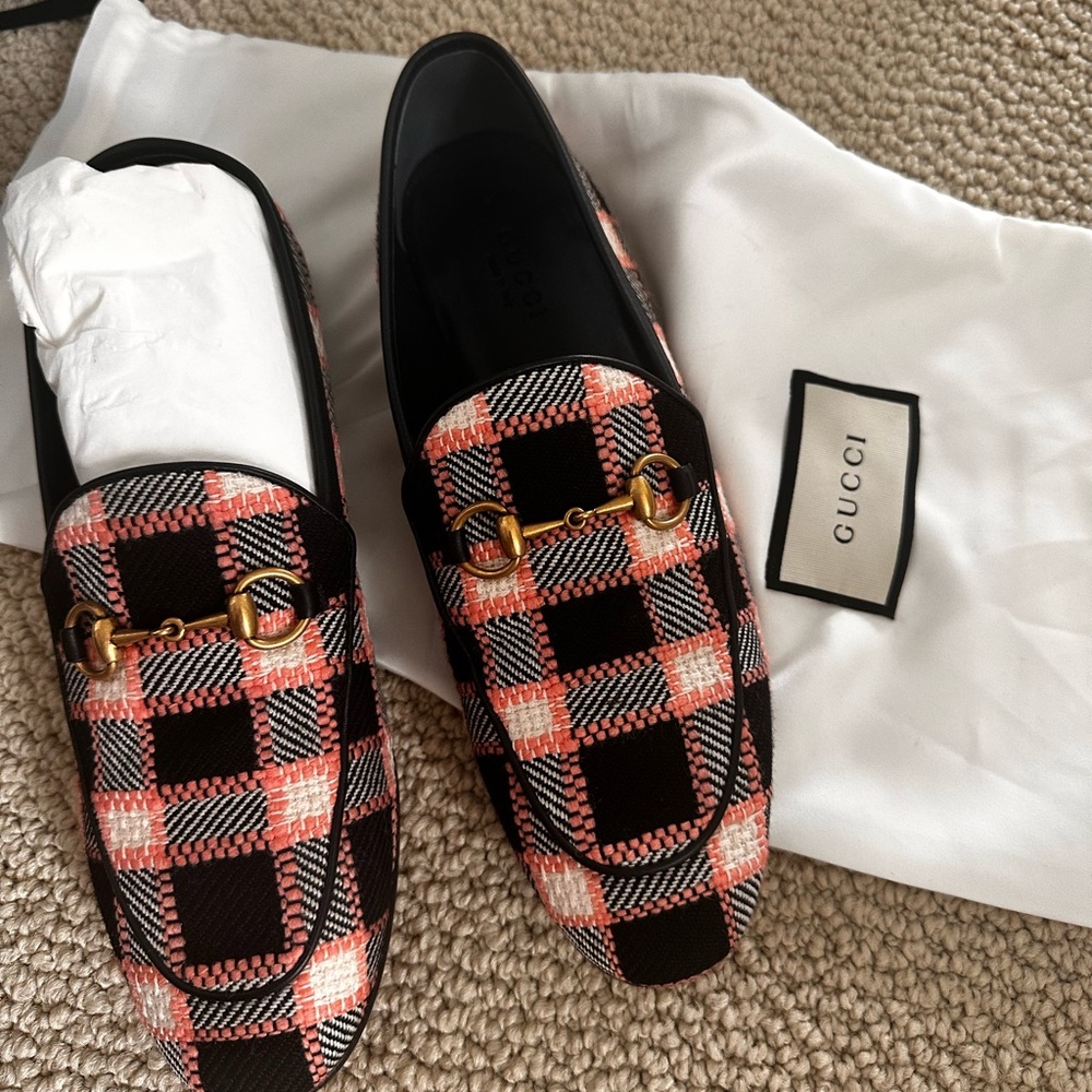 Gucci Loafers size 37 worn 1 time